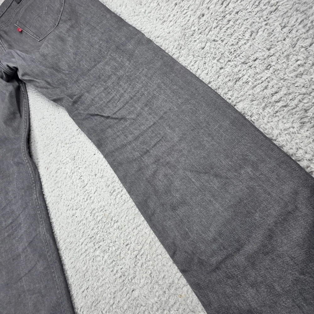 Levis measurements waist